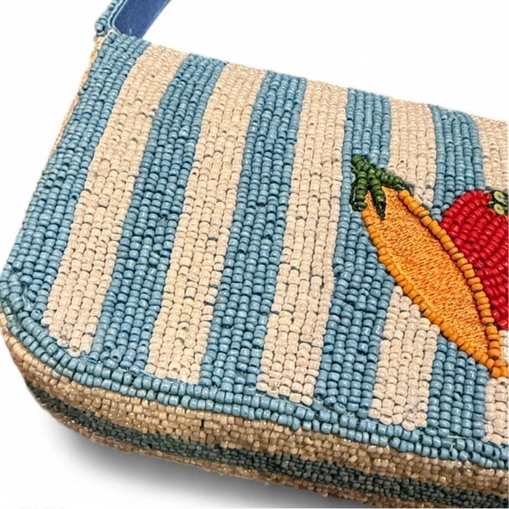 Beaded Farmers Market Vegetable Basket Shoulder Bag Blue White NWT - Picture 6 of 10